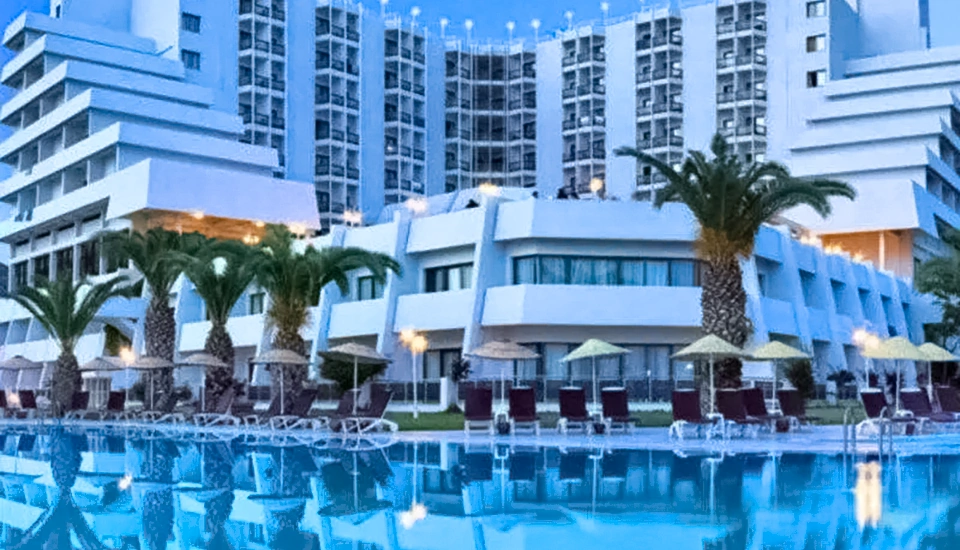 هتل بلو ویستا هیل کوش آداسی